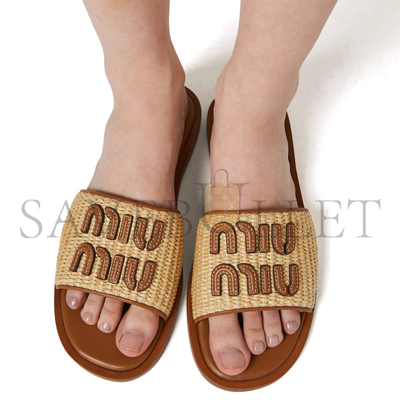 M1v M1v raffia-effect woven fabric slides 5xx644